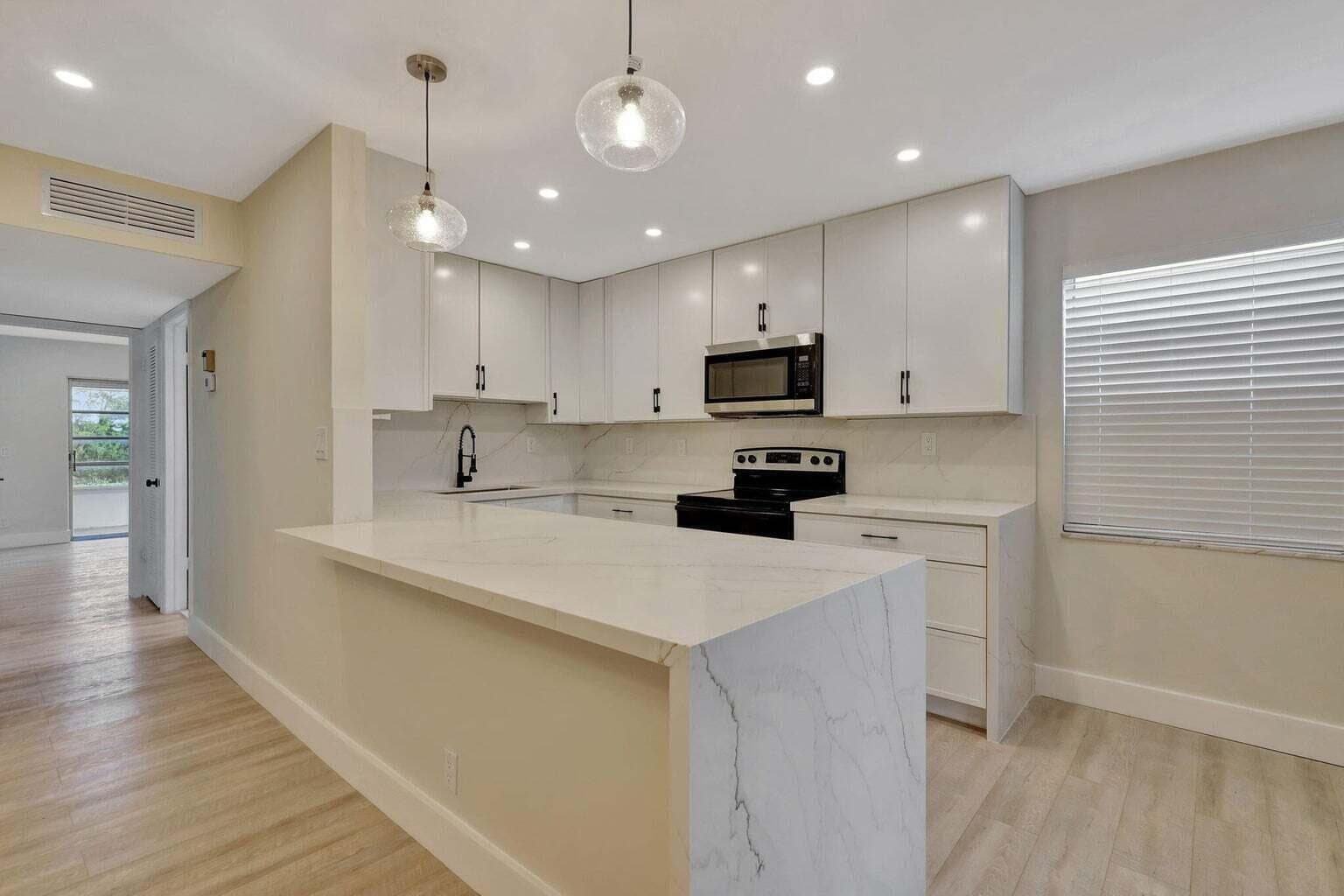 802 BURGUNDY Q, Delray Beach, FL 33484 photo 2