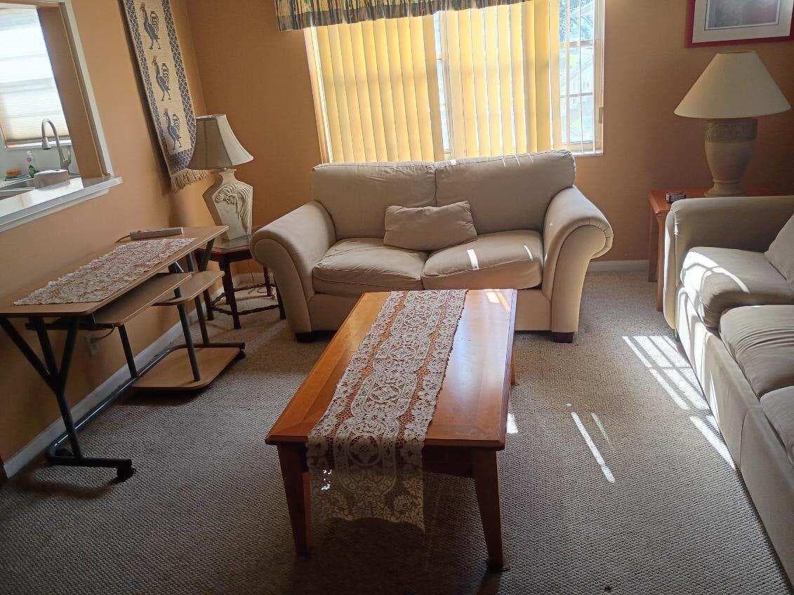 322 WINDSOR N, West Palm Beach, FL 33417 photo 4