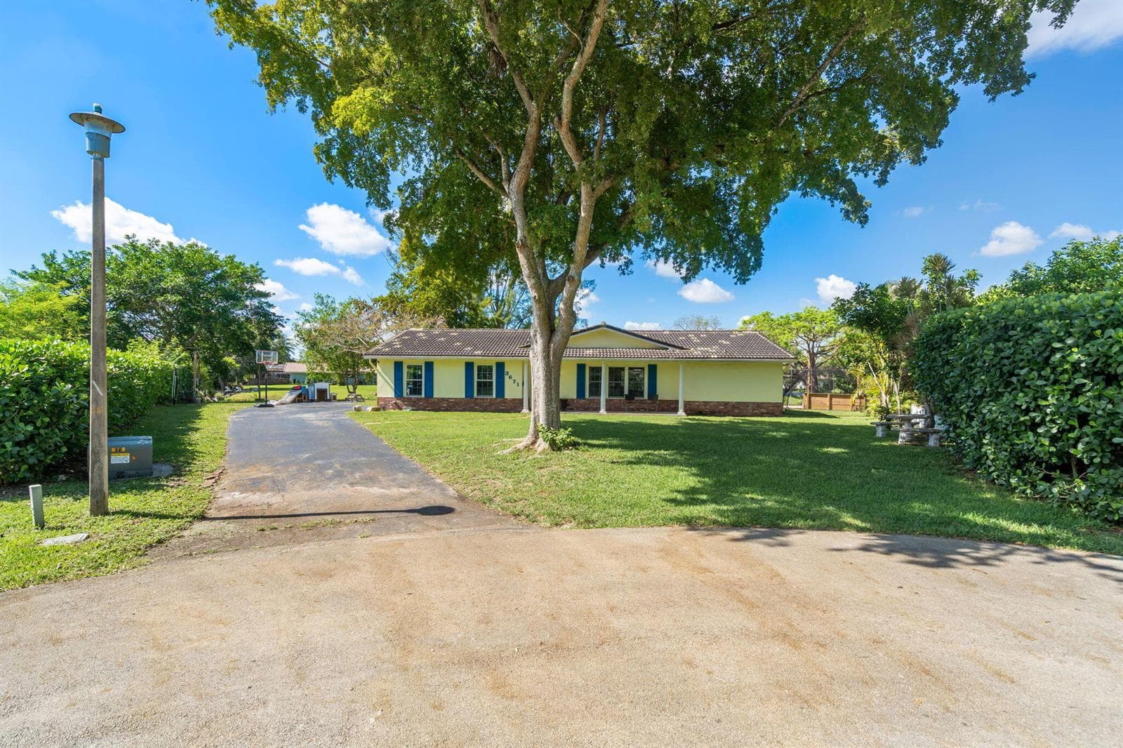 3671 NW 98TH Terrace, Coral Springs, FL 33065 photo 2