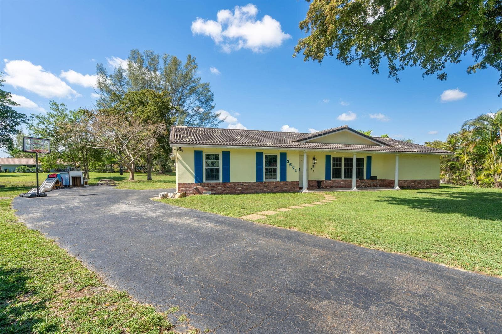 3671 NW 98TH Terrace, Coral Springs, FL 33065 photo 3