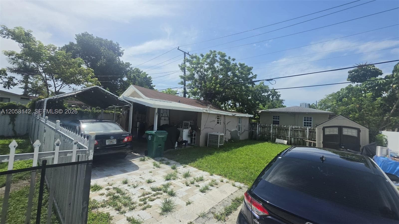 1888 NW 18th St, Miami, FL 33125 photo 2