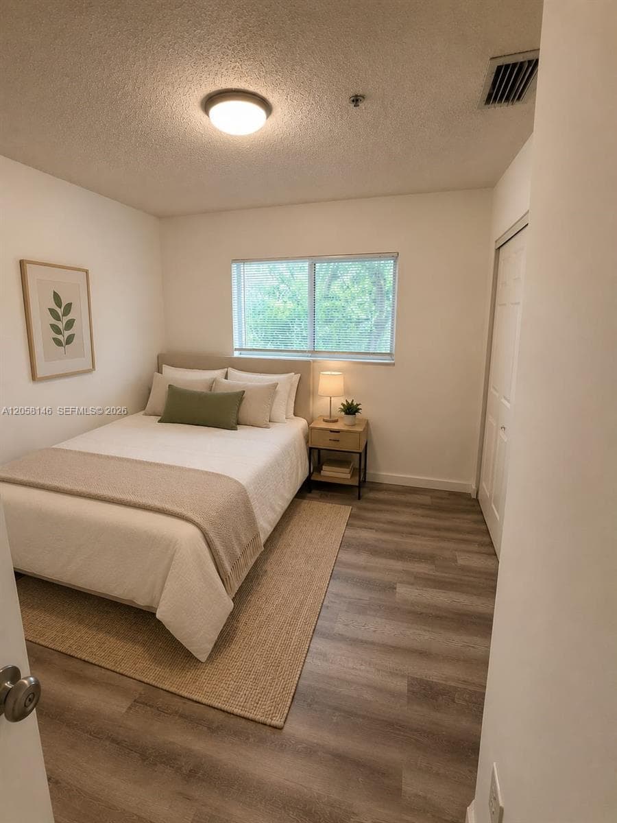 1650 NW 25th Ave # 213, Miami, FL 33125 photo 3