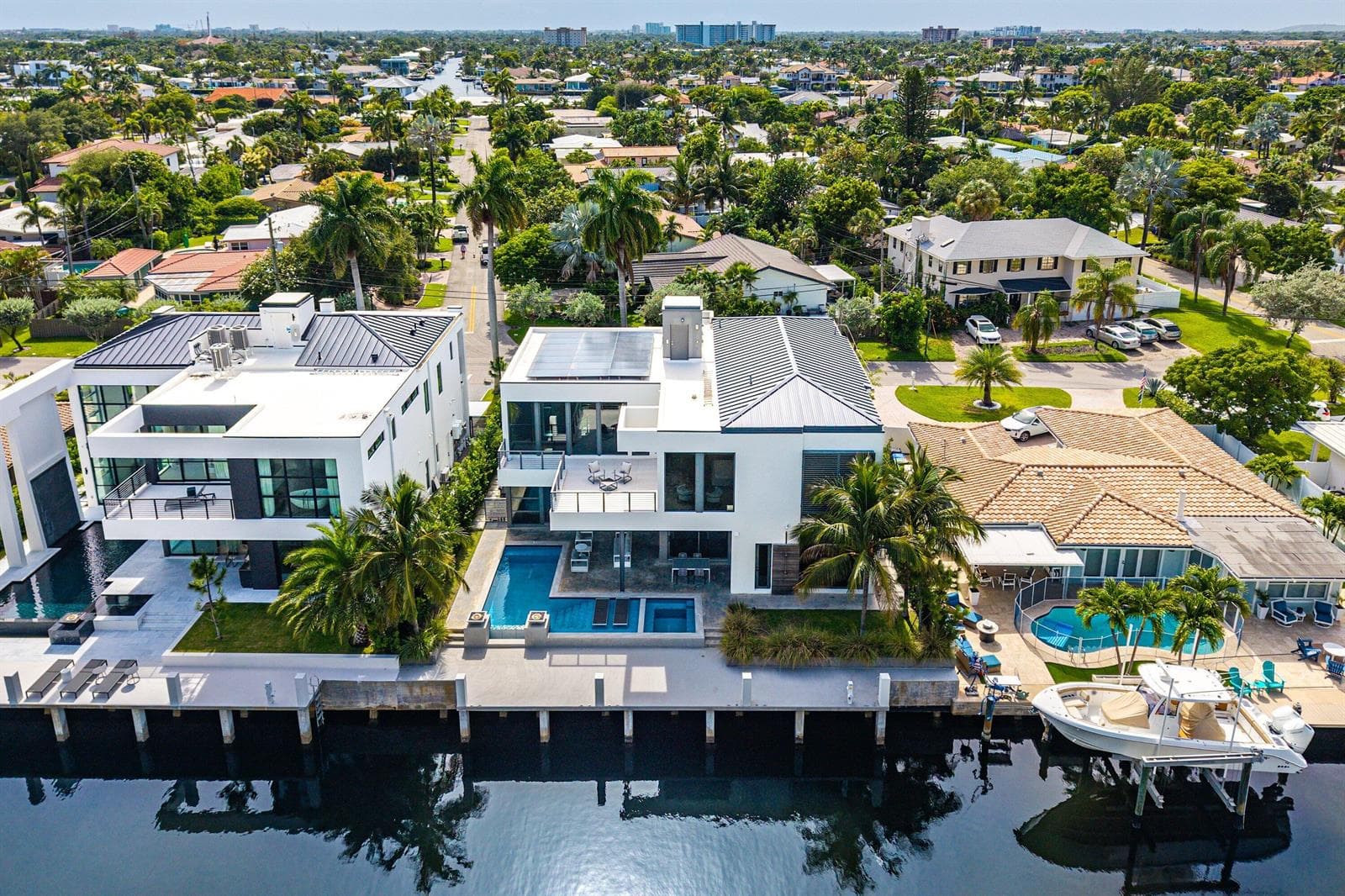 1650 E Terra Mar Drive, Lauderdale By The Sea, FL 33062 photo 3