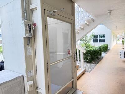 145 Dorchester G, West Palm Beach, FL 33417 photo 3