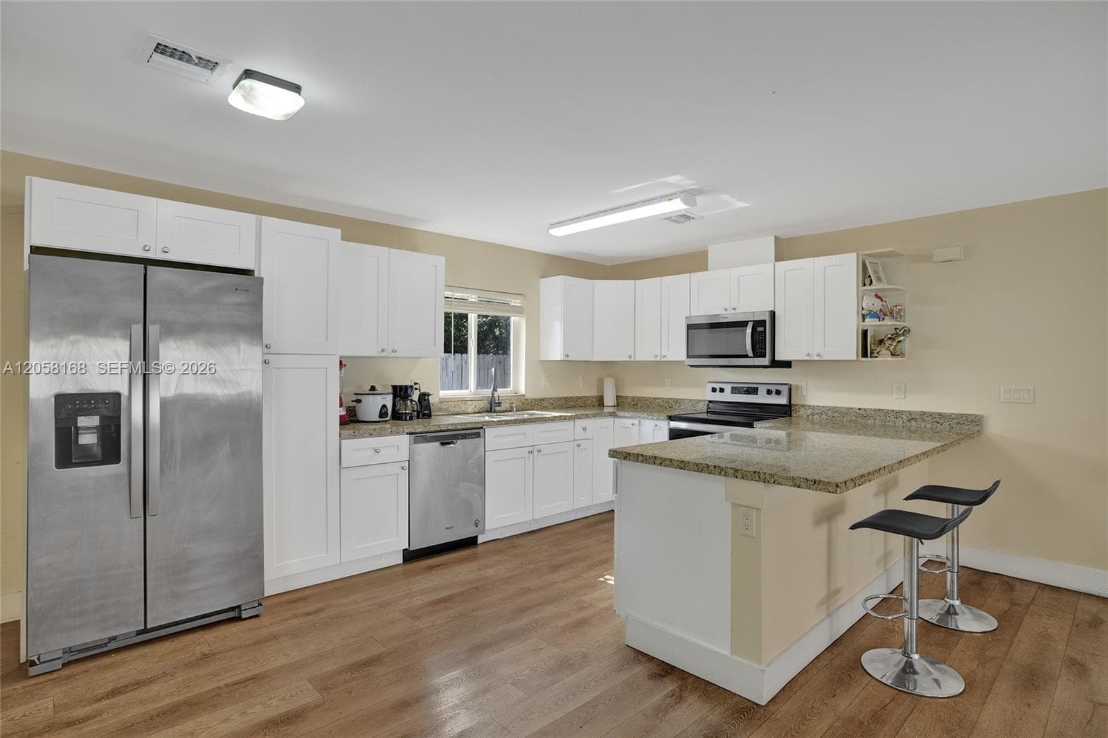 2820 NW 4th St, Pompano Beach, FL 33069 photo 3