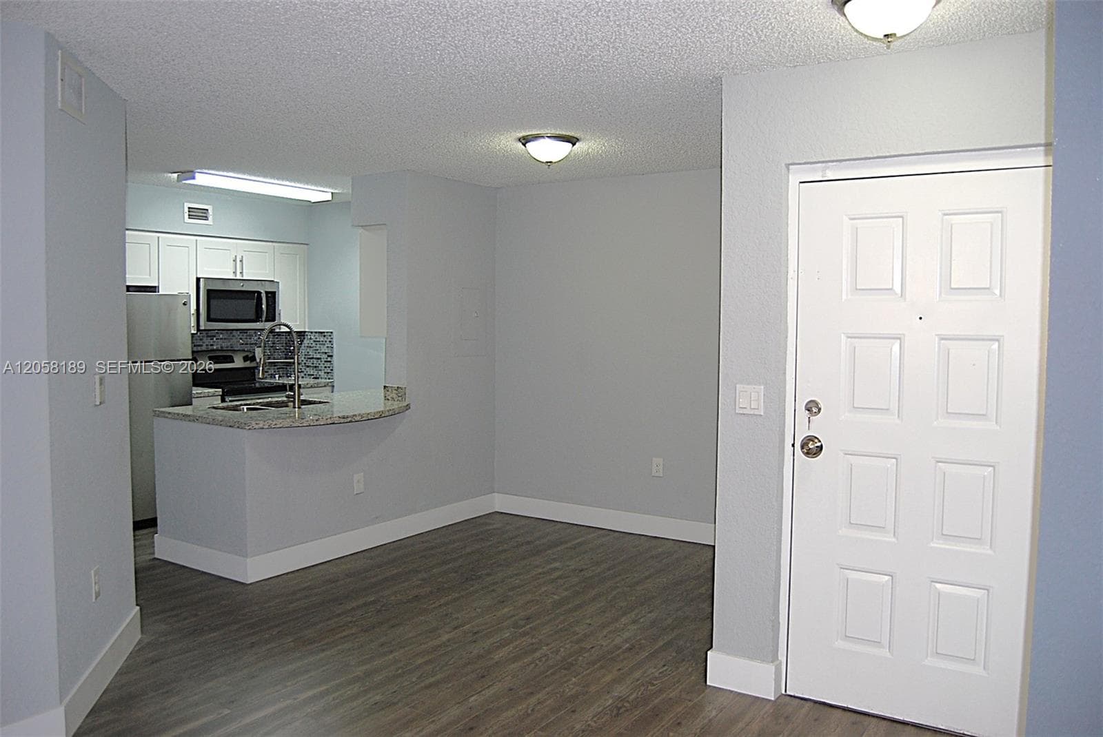 2803 N Oakland Forest Dr # 108, Oakland Park, FL 33309 photo 3