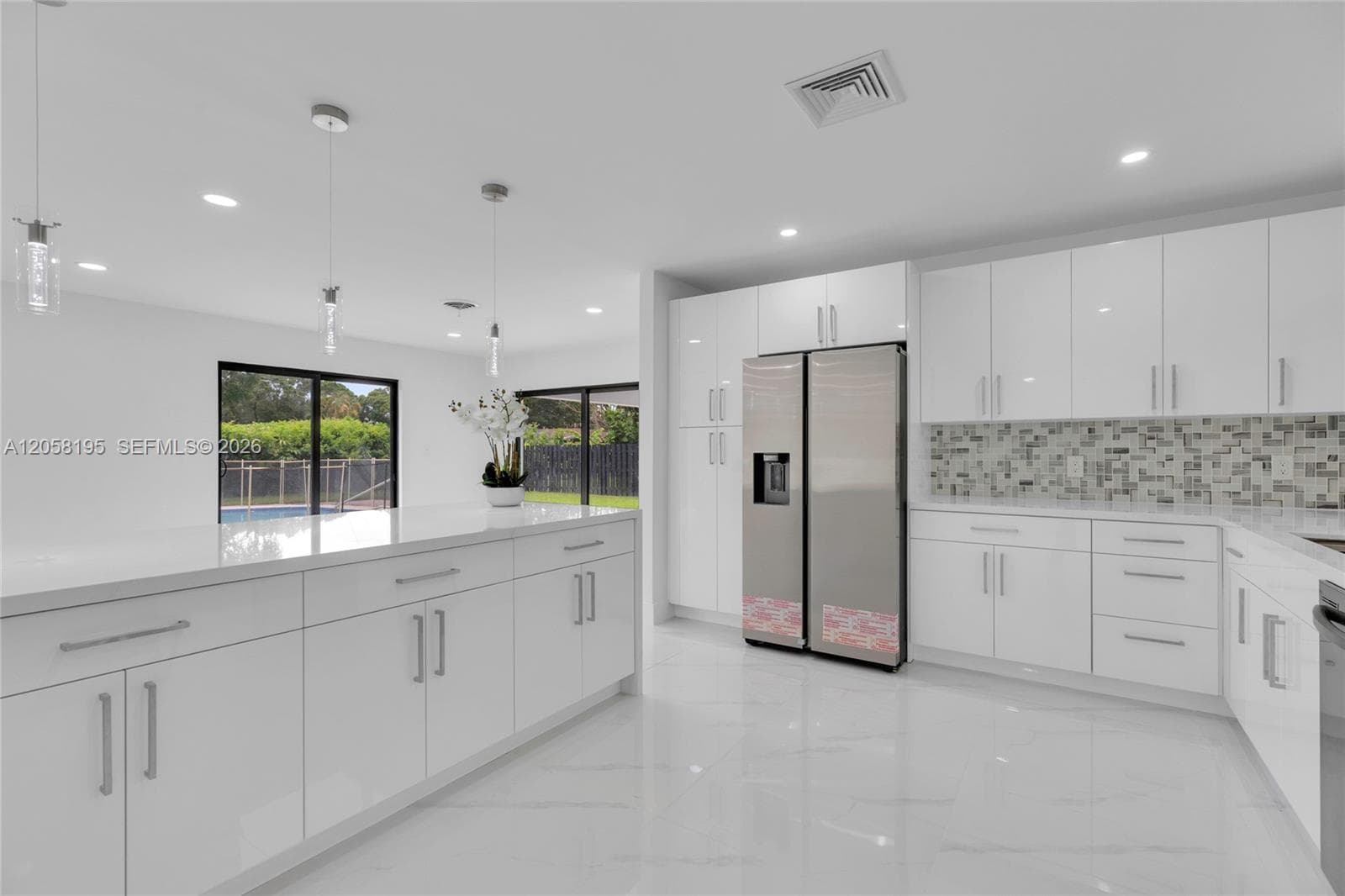 6940 NW 6TH ST, Plantation, FL 33317 photo 5