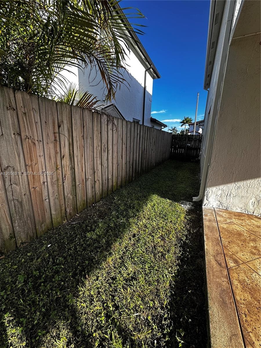 14521 SW 13th Ter, Miami, FL 33184 photo 5