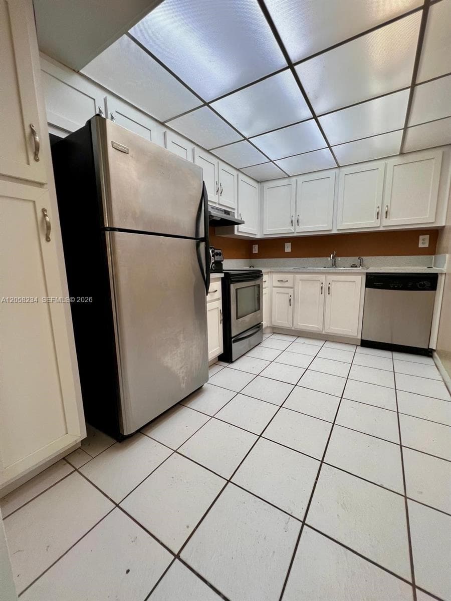 700 NW 214th St # 411, Miami Gardens, FL 33169 photo 4
