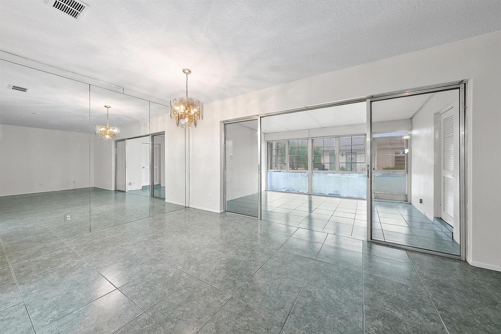 2638 Gately Drive E # 45, West Palm Beach, FL 33415 photo 4