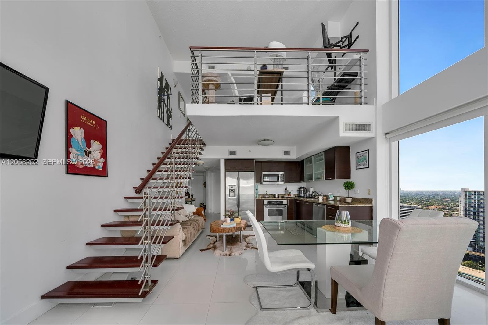 41 SE 5th St # 2117, Miami, FL 33131