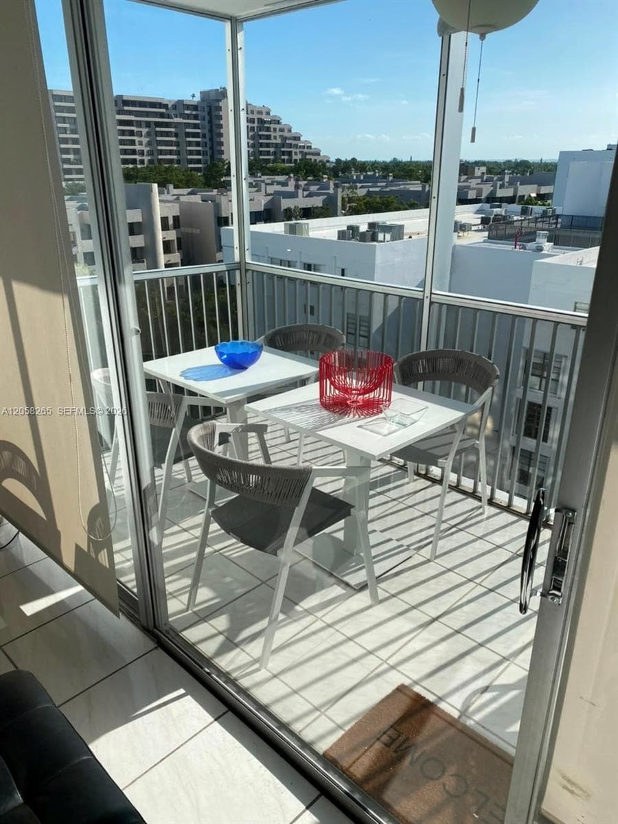 150 Ocean Lane Dr # 8B, Key Biscayne, FL 33149 photo 3