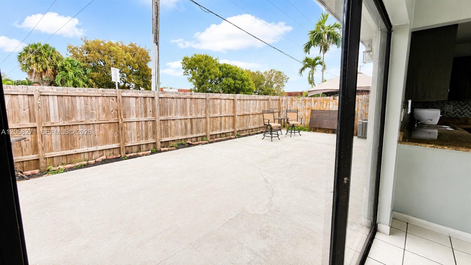 10900 NW 7th St # 101, Miami, FL 33172 photo 5