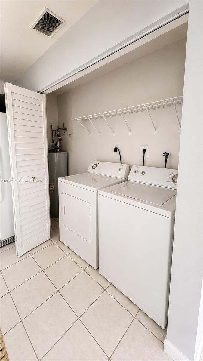 10900 NW 7th St # 101, Miami, FL 33172 photo 4