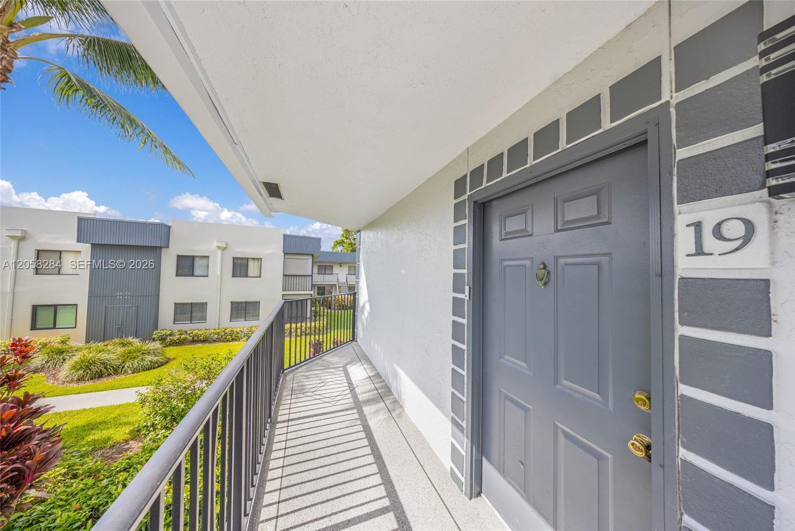 15011 Ashland Cir # 19, Delray Beach, FL 33484 photo 2