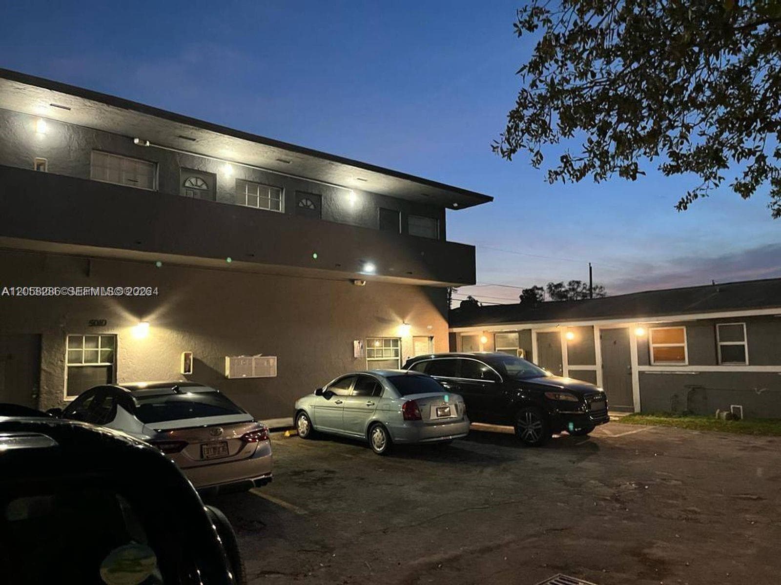 5010 Pembroke Rd # 7, West Park, FL 33021 photo 3