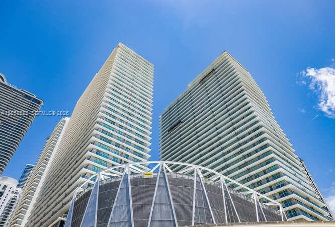 1111 SW 1st Ave # 2723N, Miami, FL 33130
