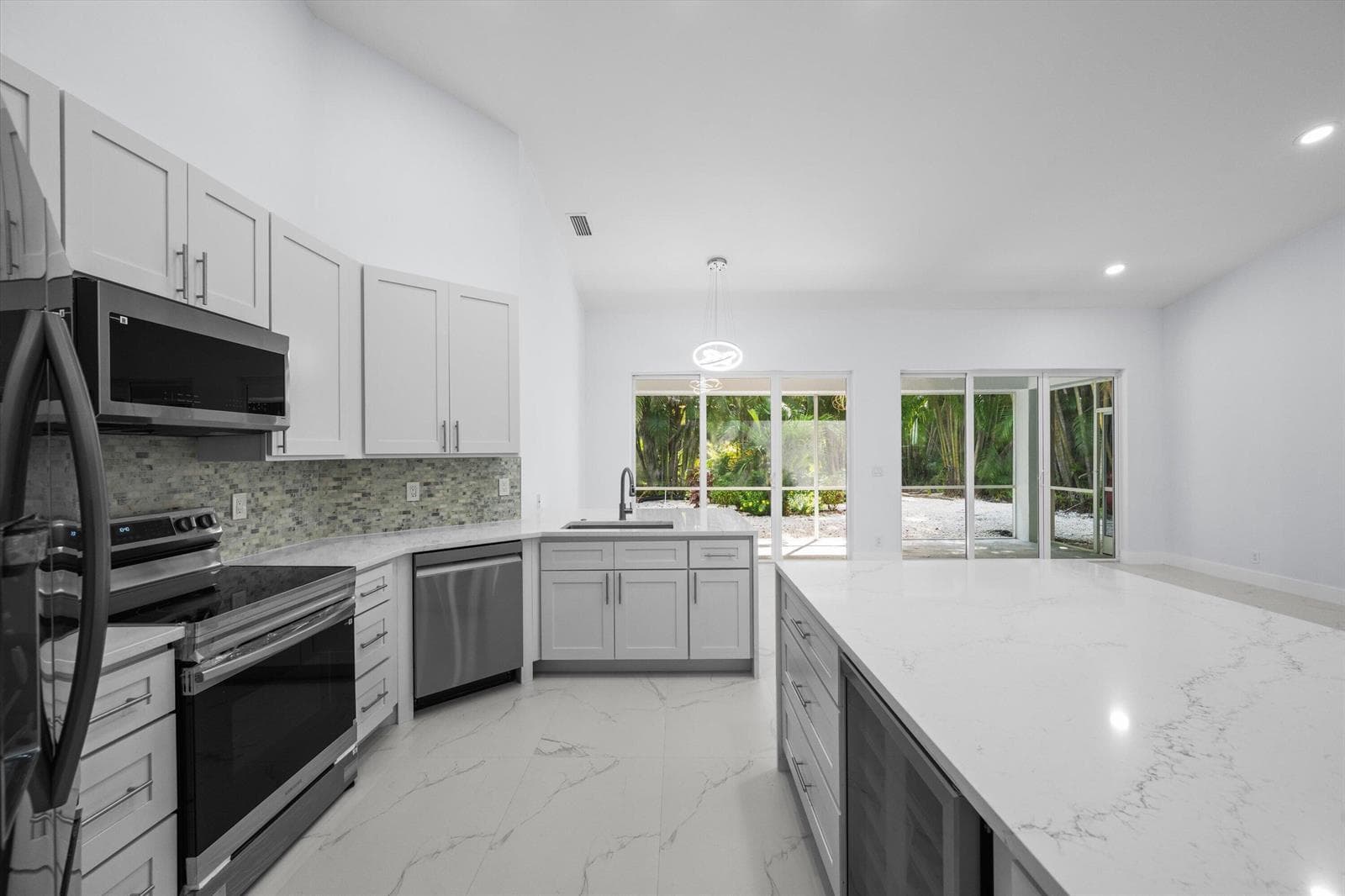 4521 CARLTON GOLF Drive, Lake Worth, FL 33449 photo 2