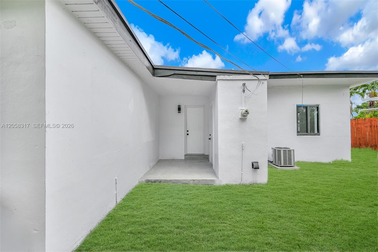 580 NW 116th Ter, Miami, FL 33168 photo 3