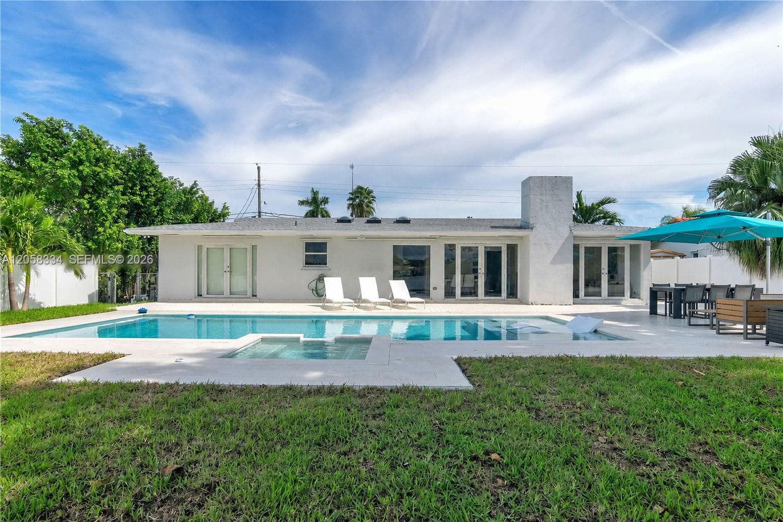 20950 NE 25th Ct, Miami, FL 33180 photo 5