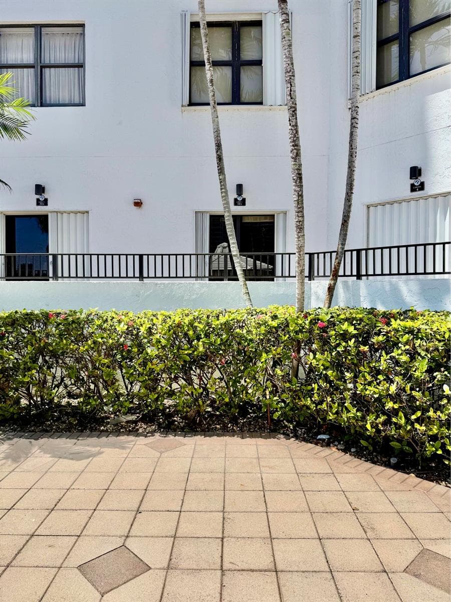 300 Three Islands Boulevard # 101, Hallandale Beach, FL 33009 photo 5