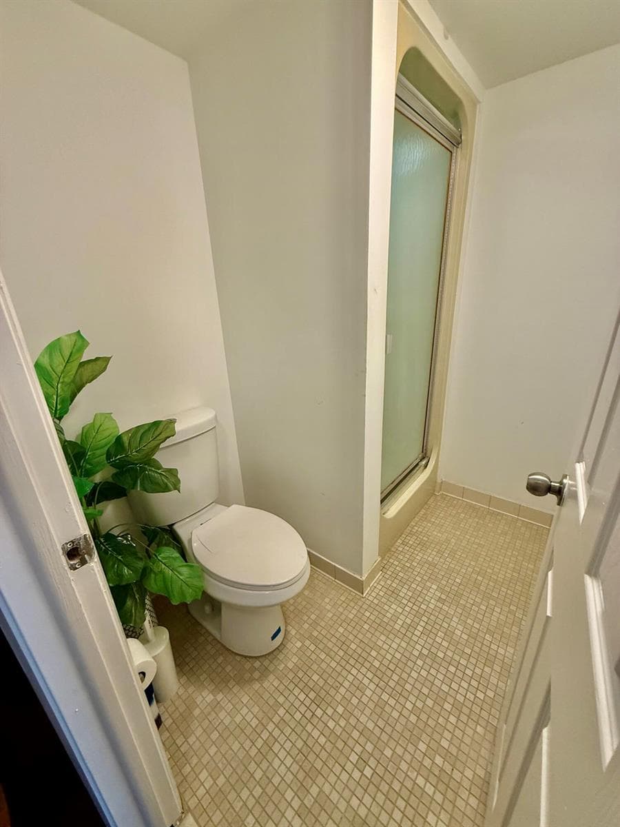 300 Three Islands Boulevard # 101, Hallandale Beach, FL 33009 photo 4