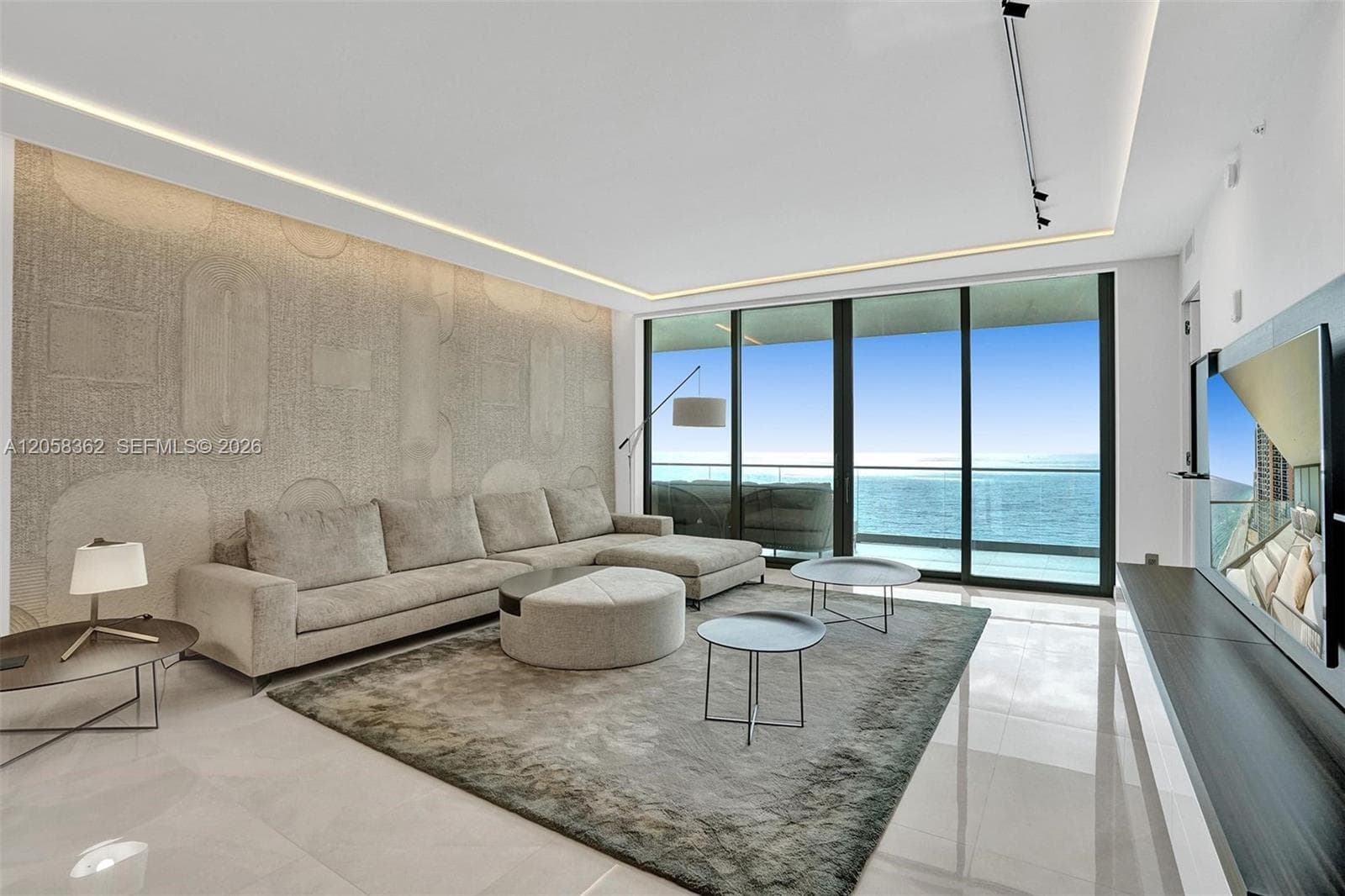 Residences by Armani/Casa photo 5