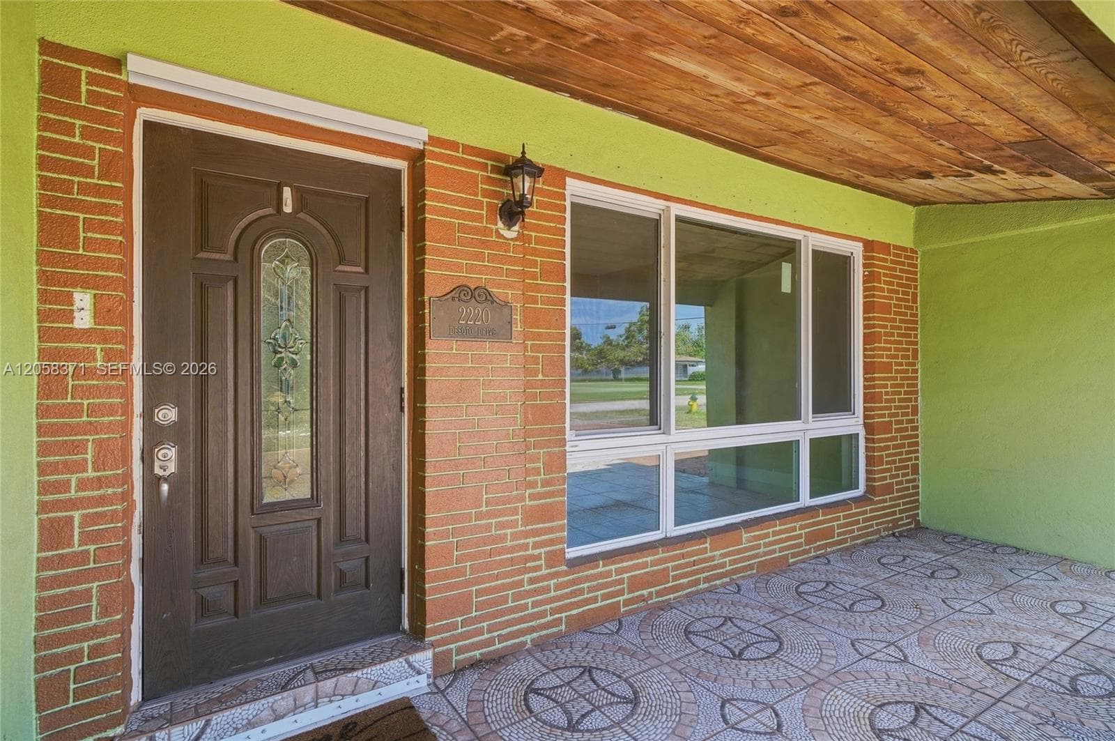 2220 De Soto Dr, Miramar, FL 33023 photo 3