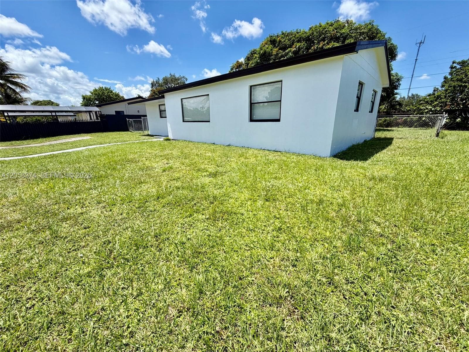 1101 NW 201st St, Miami Gardens, FL 33169 photo 4