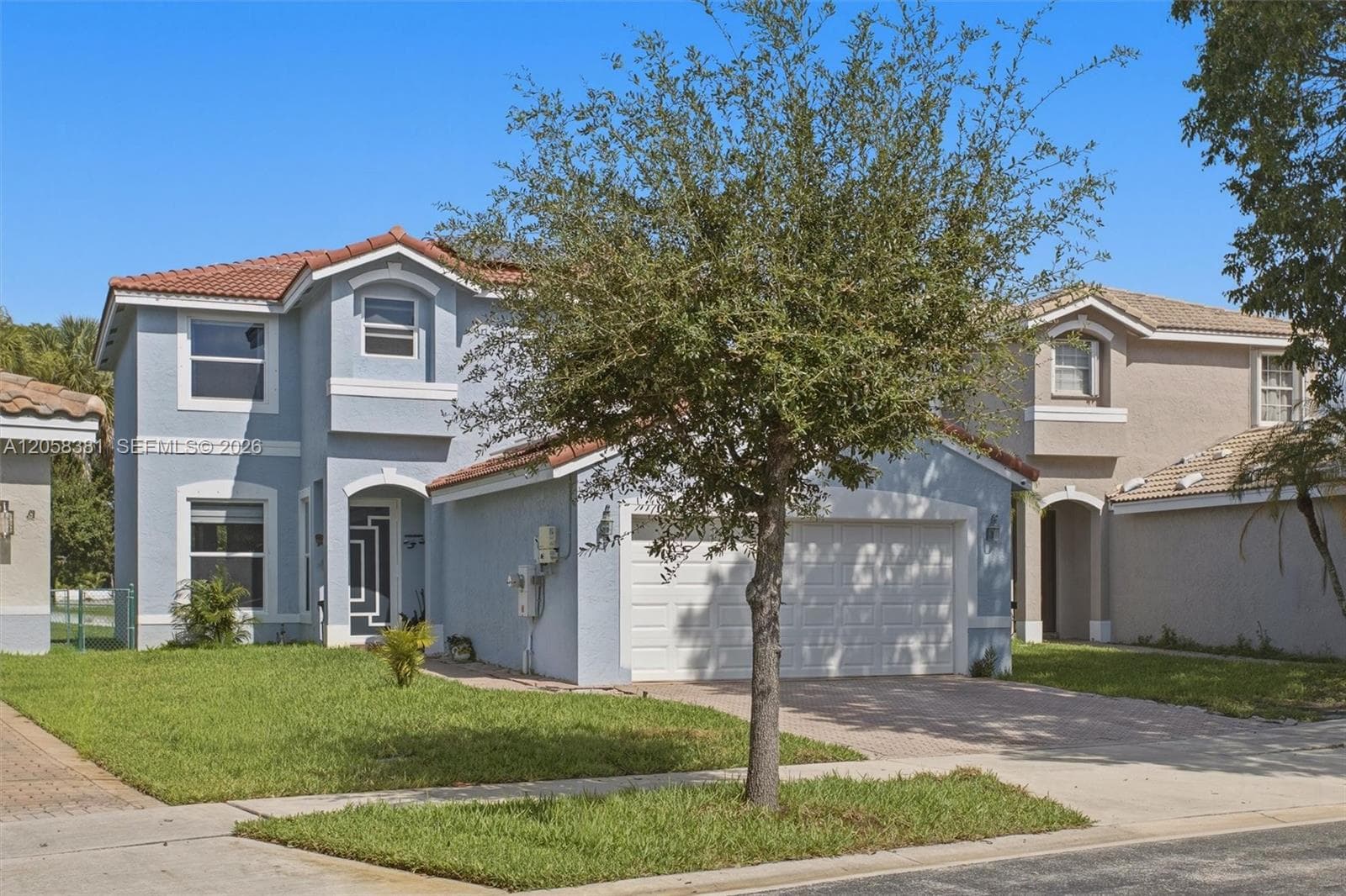 2412 SW 164th Ave, Miramar, FL 33027 photo 2