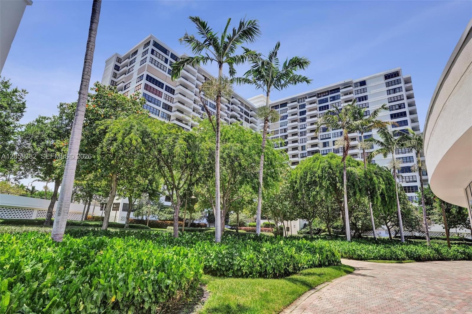500 Three Islands Blvd # 213, Hallandale Beach, FL 33009