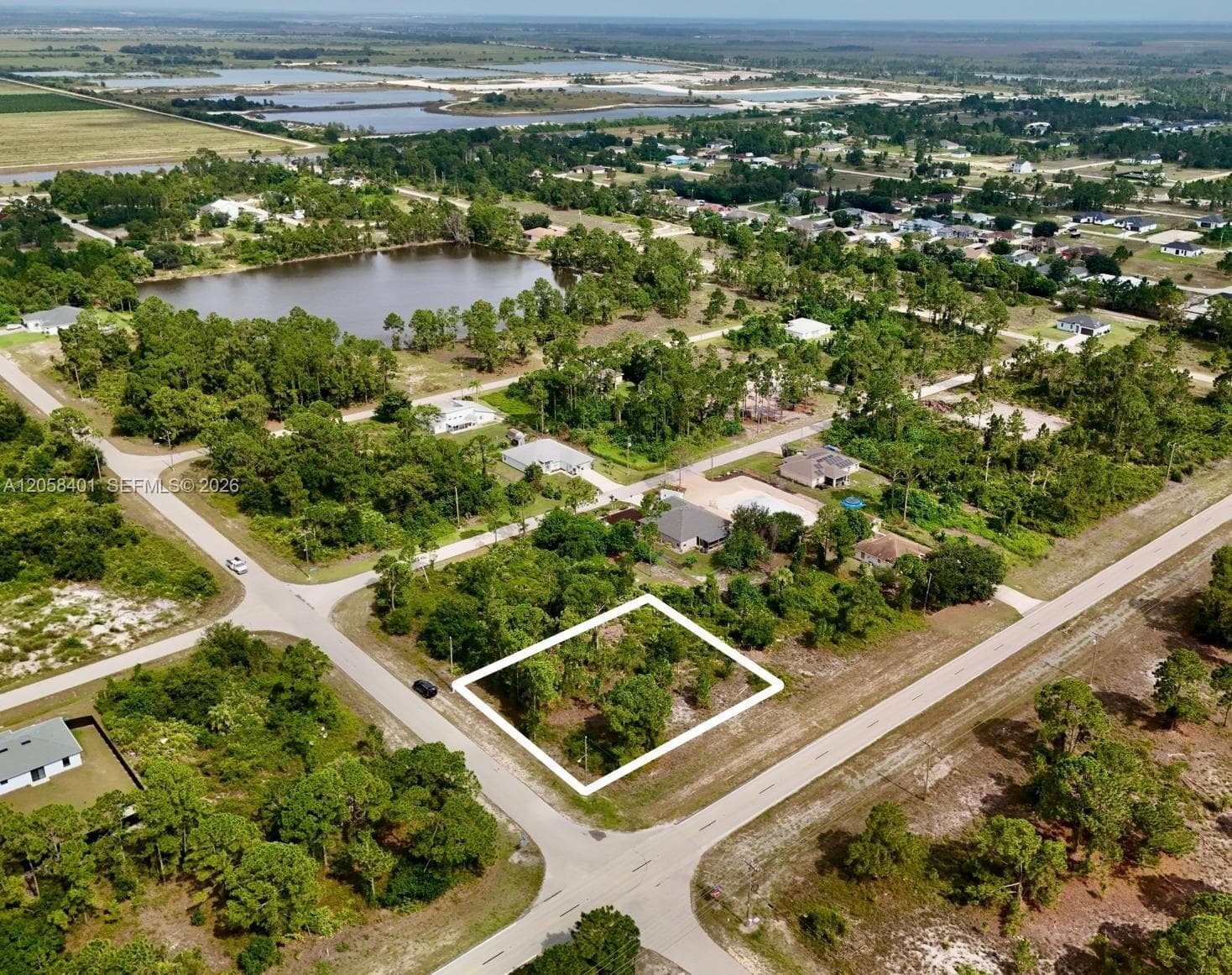1041 COLUMBUS BLVD, Lehigh Acres, FL 33974 photo 2