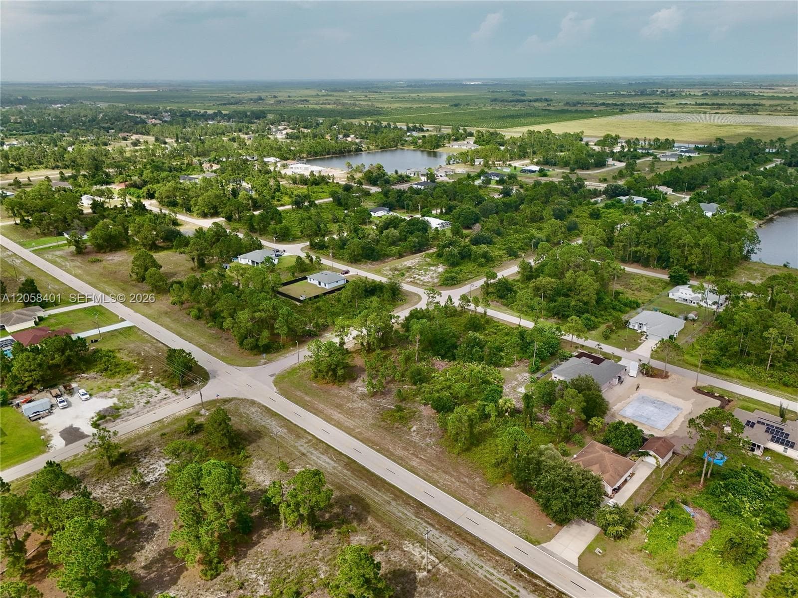 1041 COLUMBUS BLVD, Lehigh Acres, FL 33974 photo 5