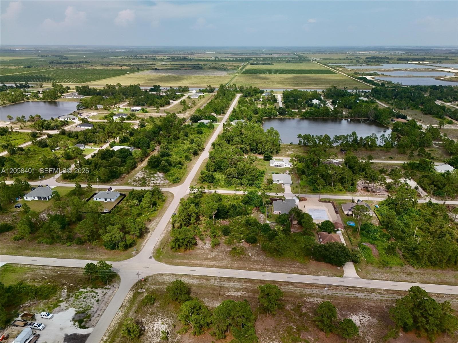 1041 COLUMBUS BLVD, Lehigh Acres, FL 33974 photo 4