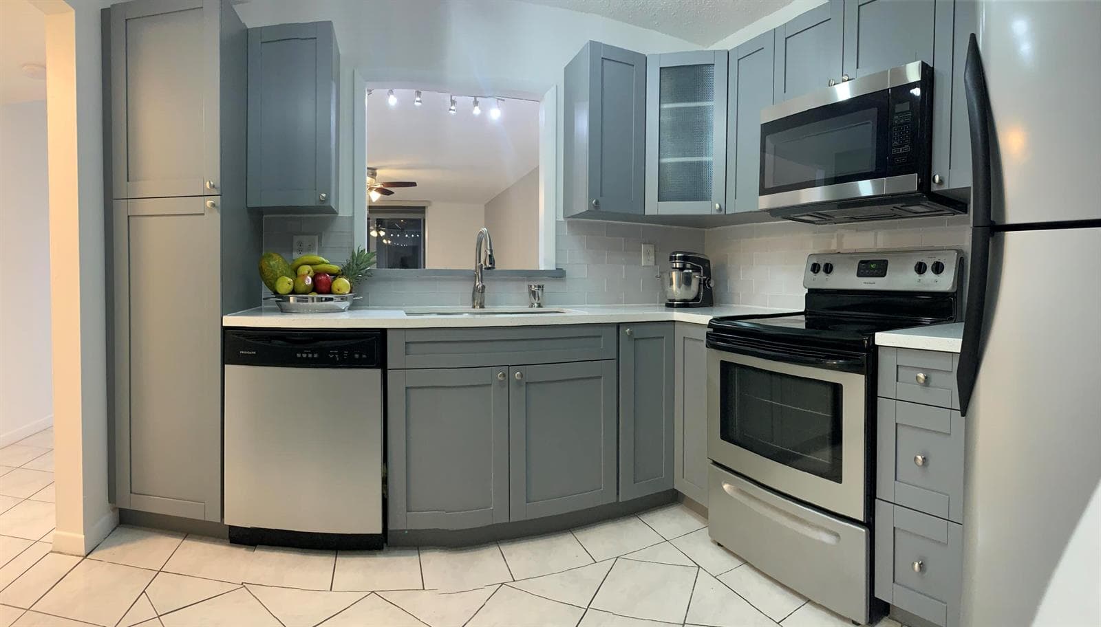 404 NW 68TH Avenue # 205, Plantation, FL 33317 photo 3