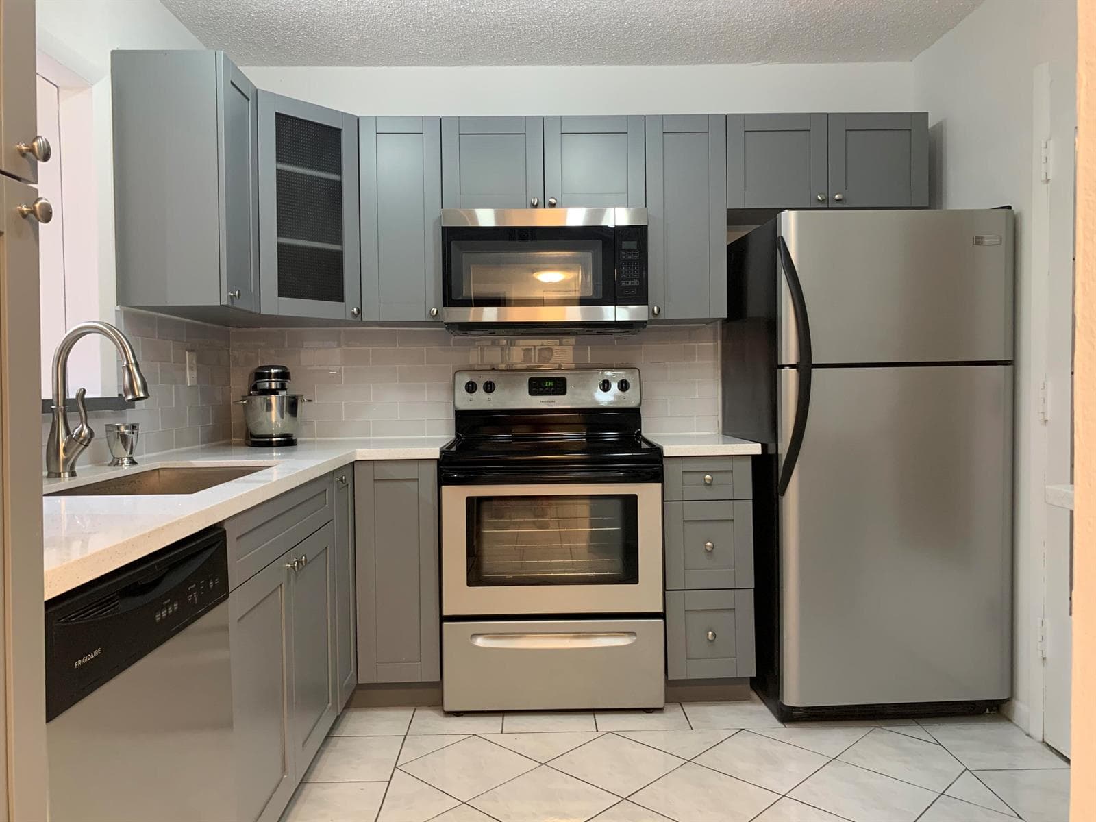 404 NW 68TH Avenue # 205, Plantation, FL 33317 photo 4