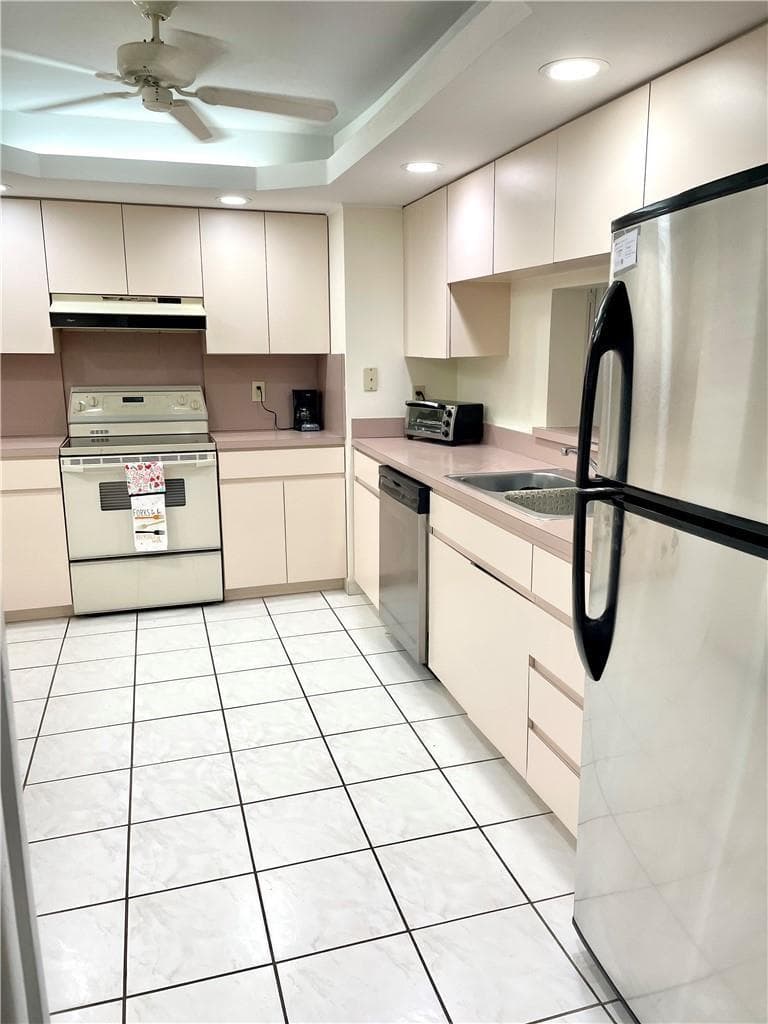 1149 HILLSBORO MILE # 304, Hillsboro Beach, FL 33062 photo 3