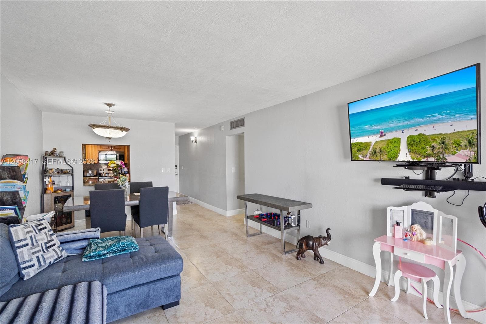 6215 W 20th Ave # 402, Hialeah, FL 33012 photo 4