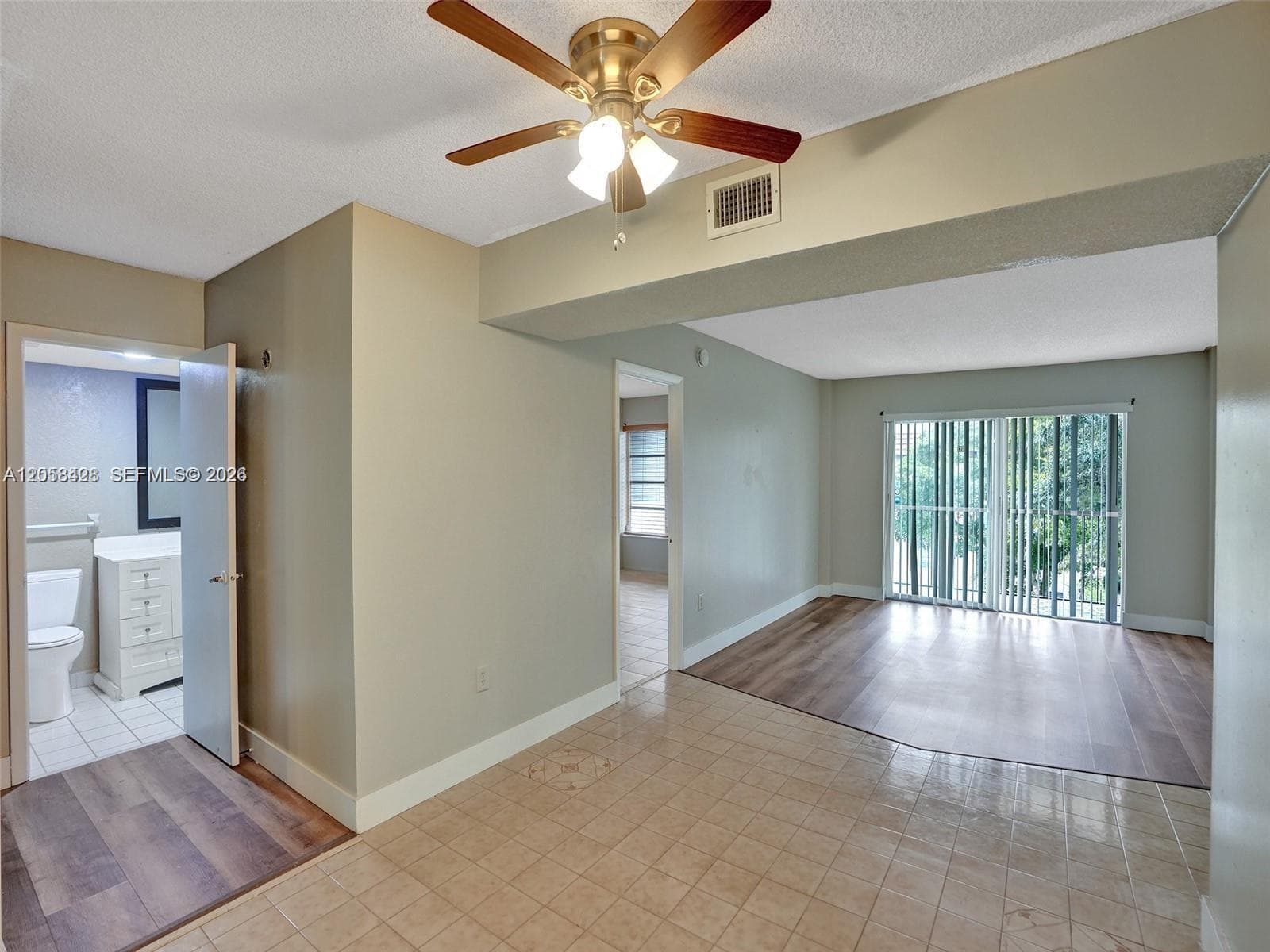 4166 Inverrary Dr # 403, Lauderhill, FL 33319 photo 3