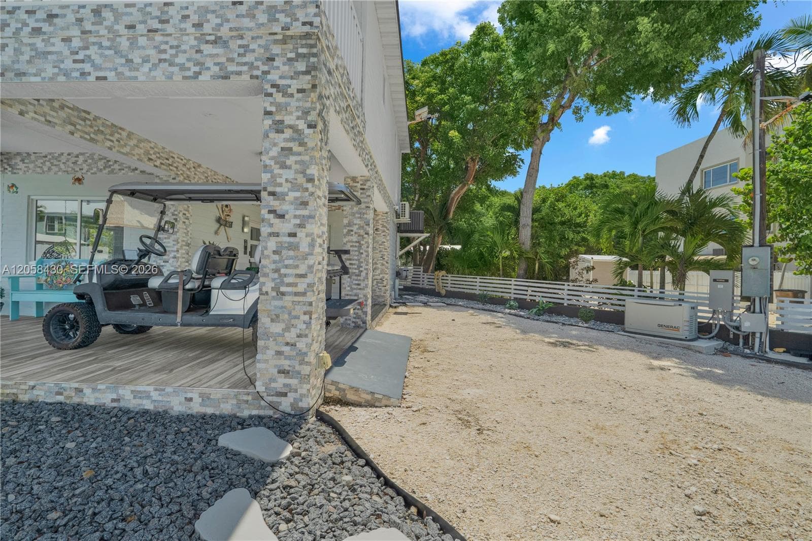 203 Pimilico Ln, Key Largo, FL 33037 photo 3