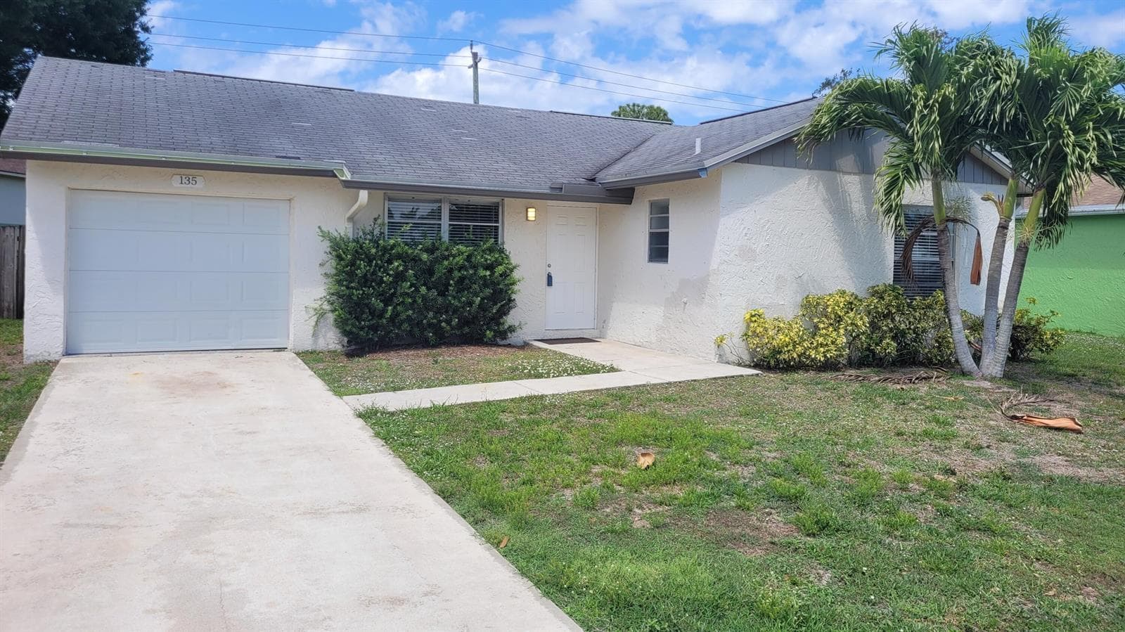 135 Village Circle, Jupiter, FL 33458 photo 2