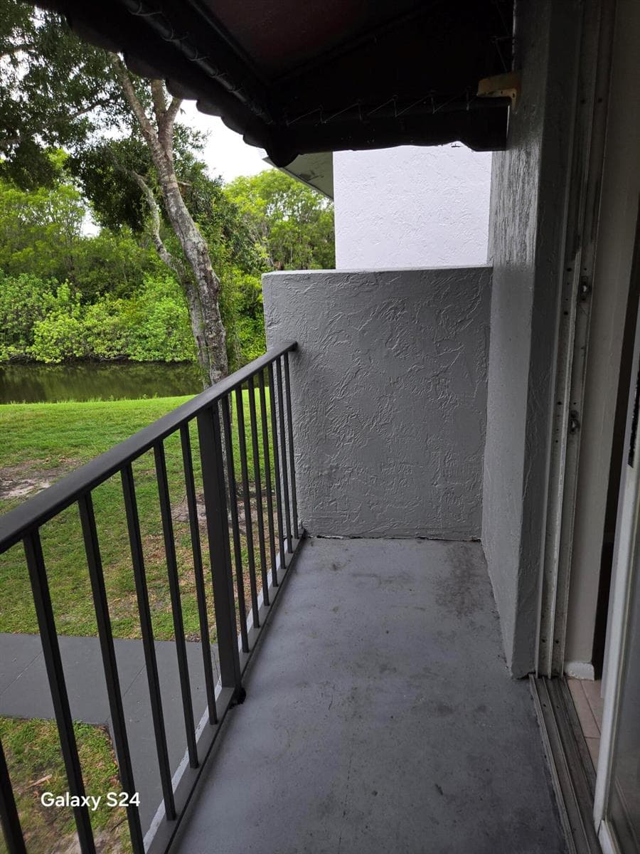 1141 LAKE VICTORIA Drive # H, West Palm Beach, FL 33411 photo 4