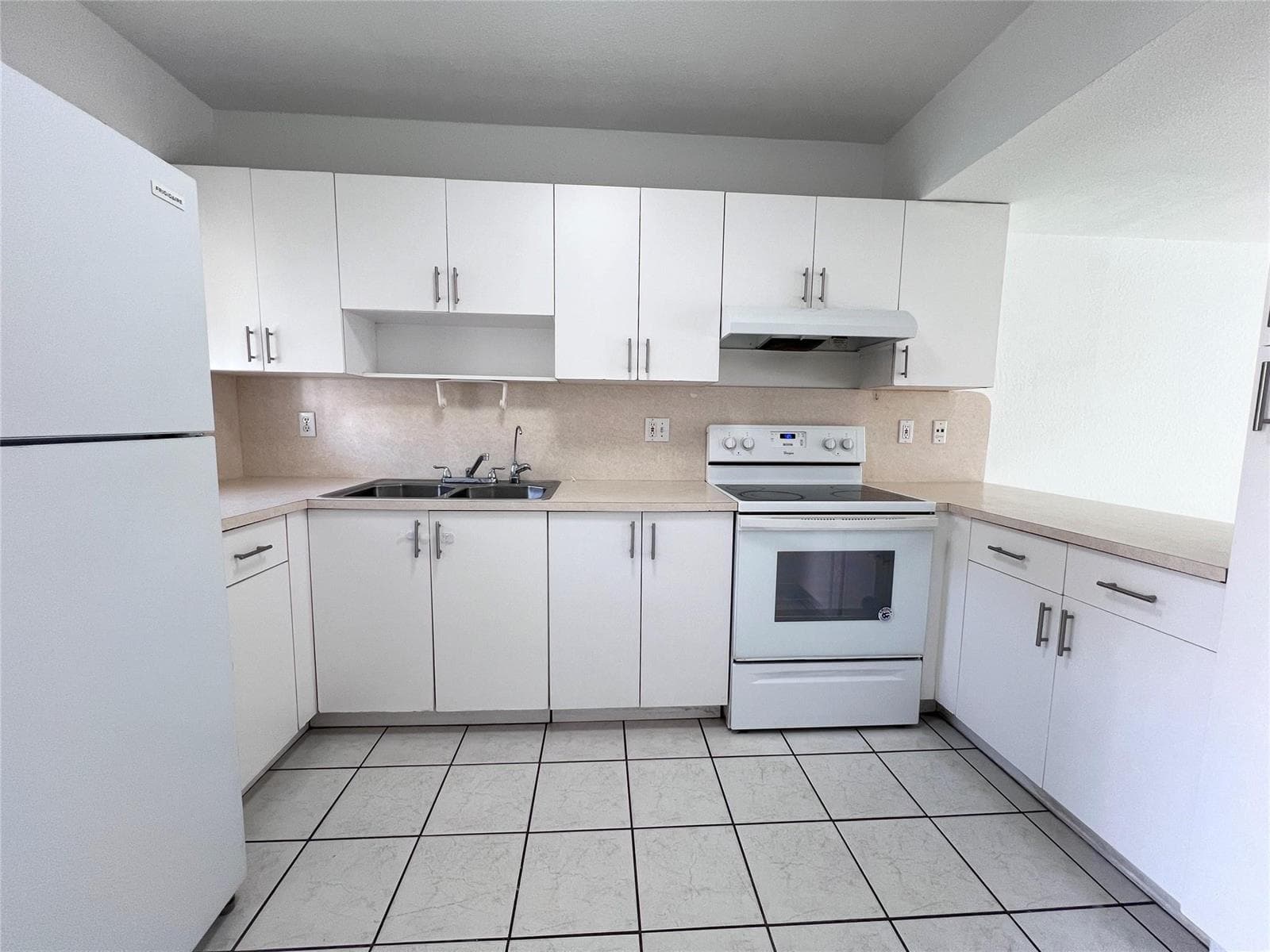 519 W 68th Street # 4, Hialeah, FL 33014 photo 2