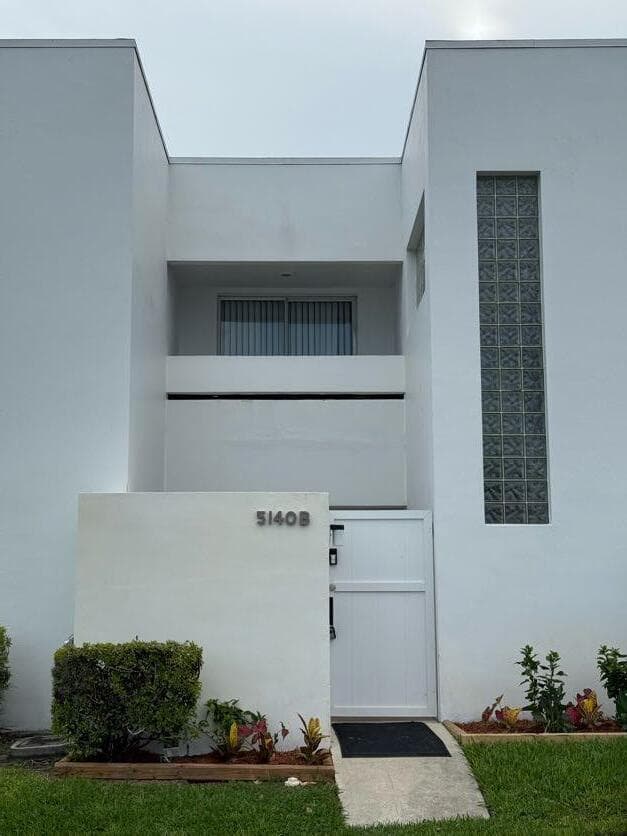 5140 ELMHURST Road # B, West Palm Beach, FL 33417 photo 3