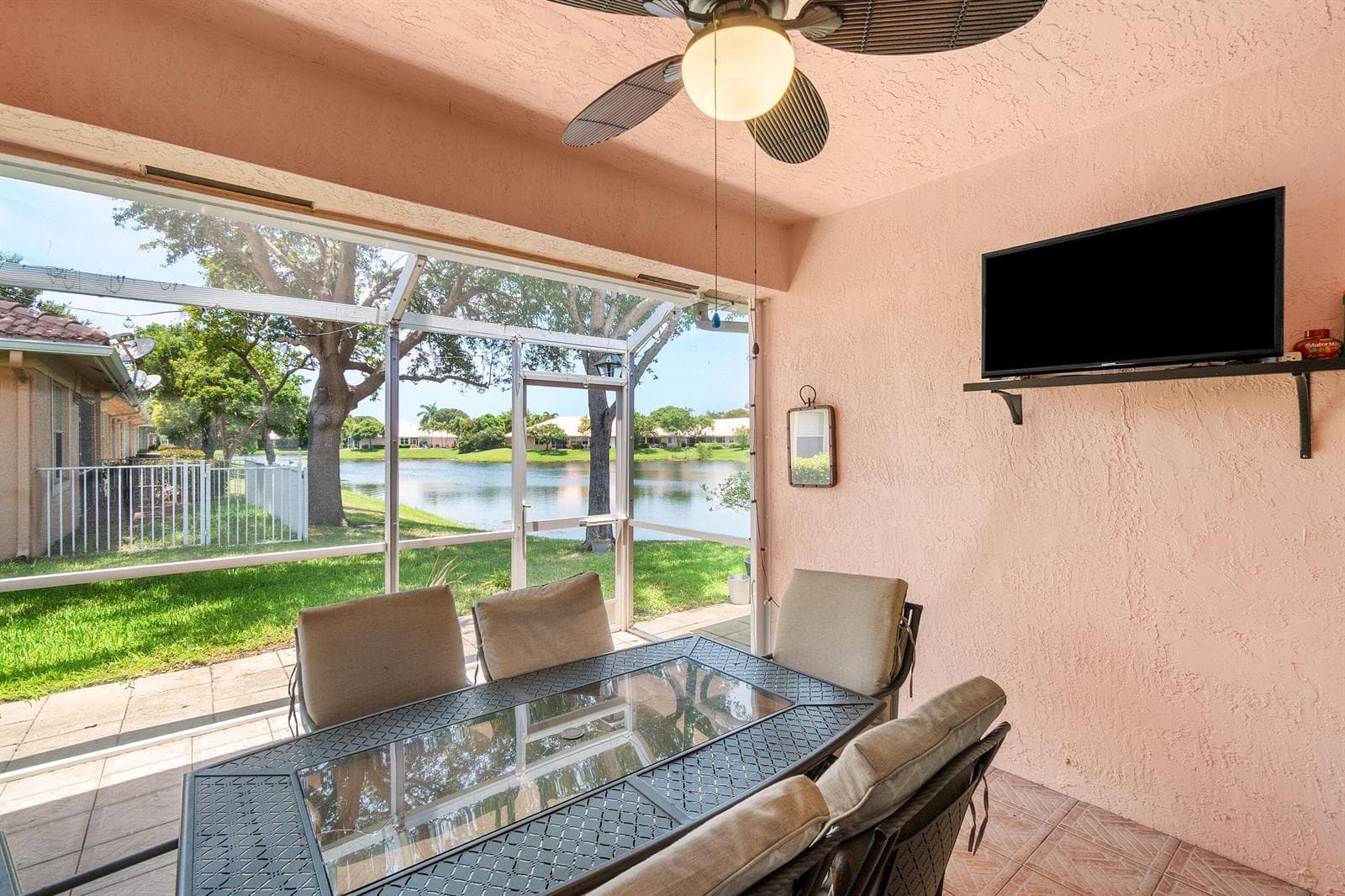 2473 S CORAL TRACE Circle, Delray Beach, FL 33445 photo 2