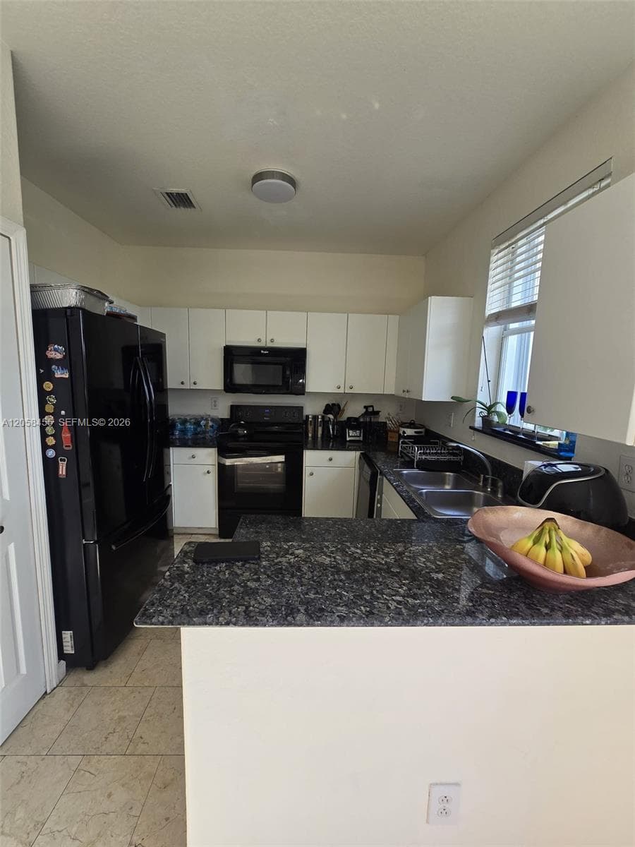 7950 NW 108th Pl, Doral, FL 33178 photo 5