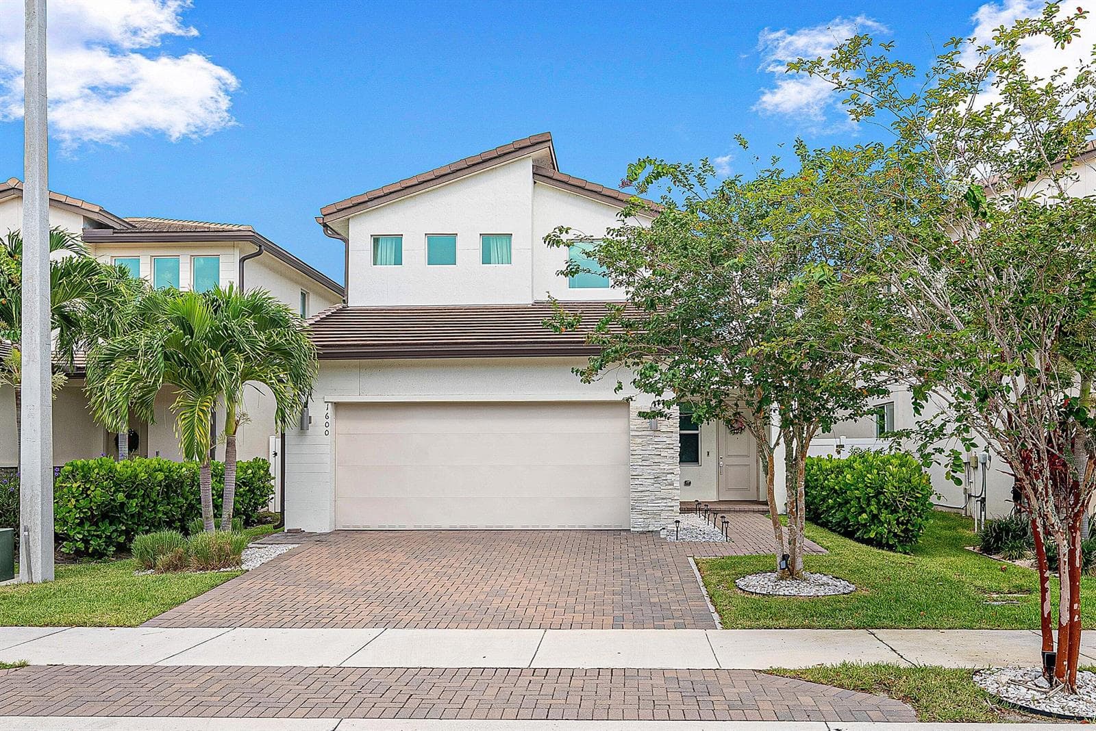 1600 Verawood Lane, Delray Beach, FL 33445