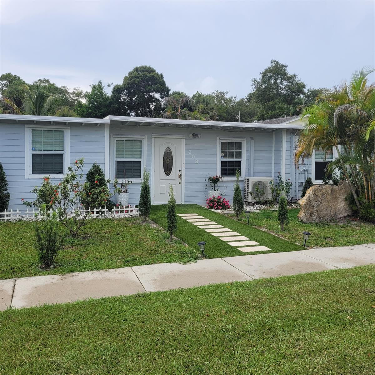 208 Edmund Street, Jupiter, FL 33458