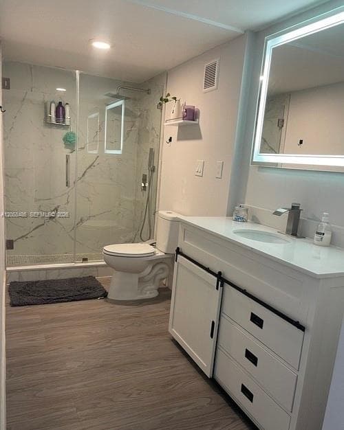 671 NE 195th St # 404E, Miami, FL 33179 photo 3