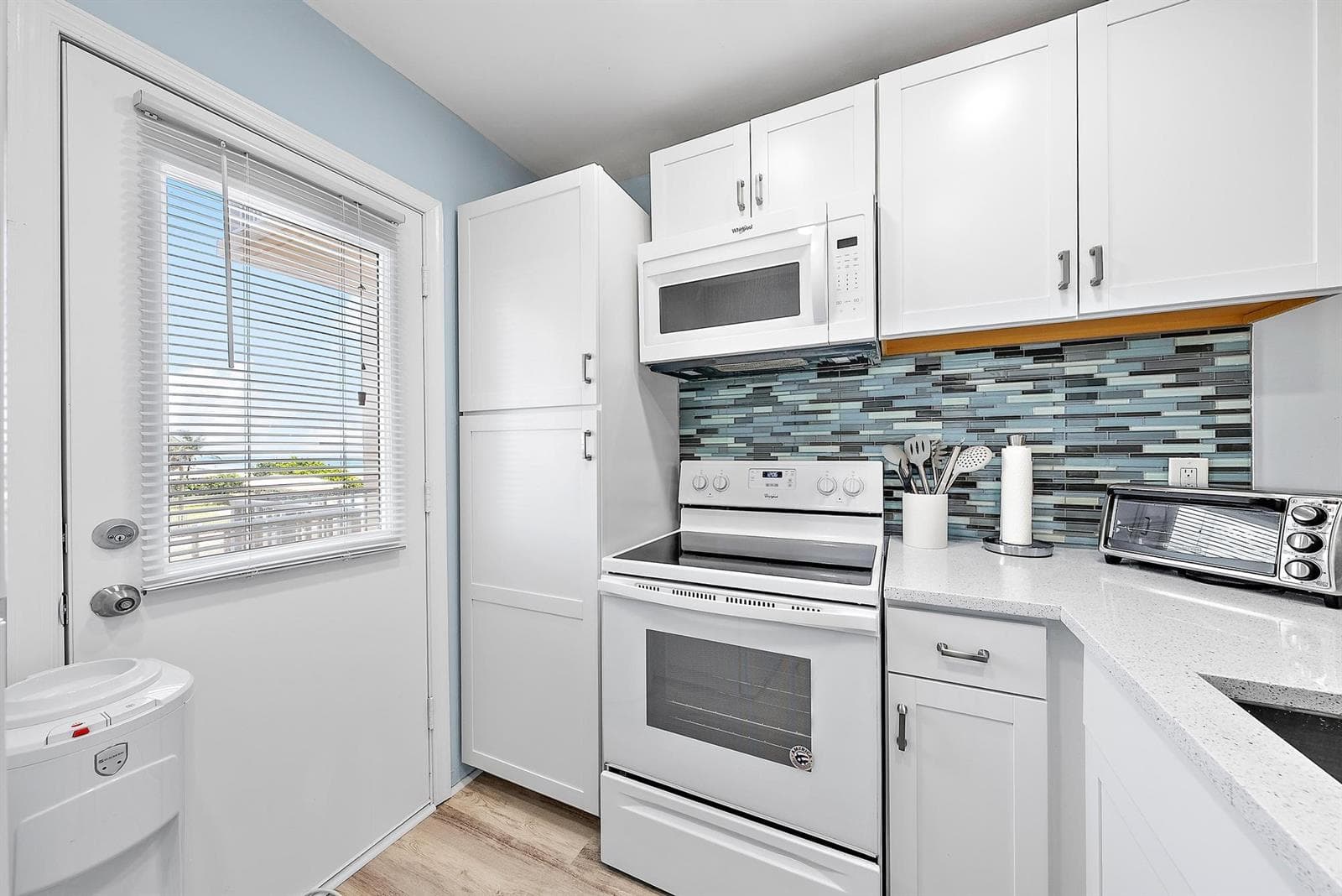 3851 N OCEAN Boulevard # 202, Gulf Stream, FL 33483 photo 4